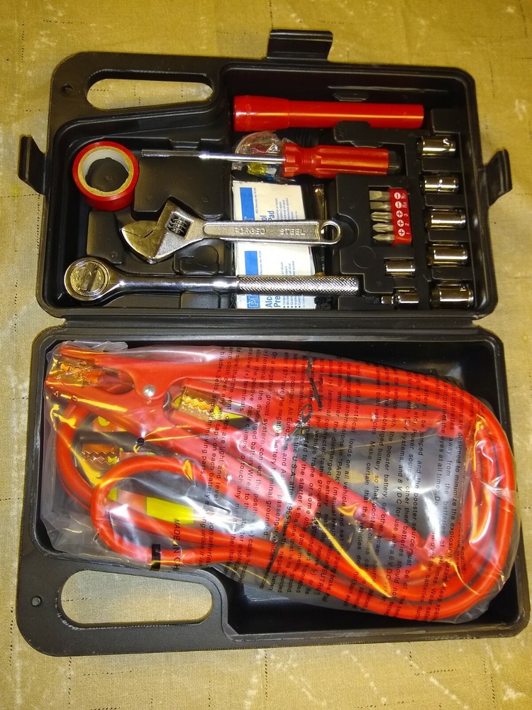 Emergency Road Side Travel Kit – Tools – Fuses – 12 Foot Jumper Cables