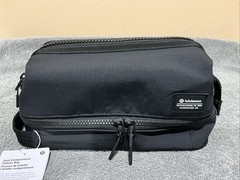 Lululemon Dual-Compartment Toiletry Bag, Black Super Easy To Carry & Clean New!