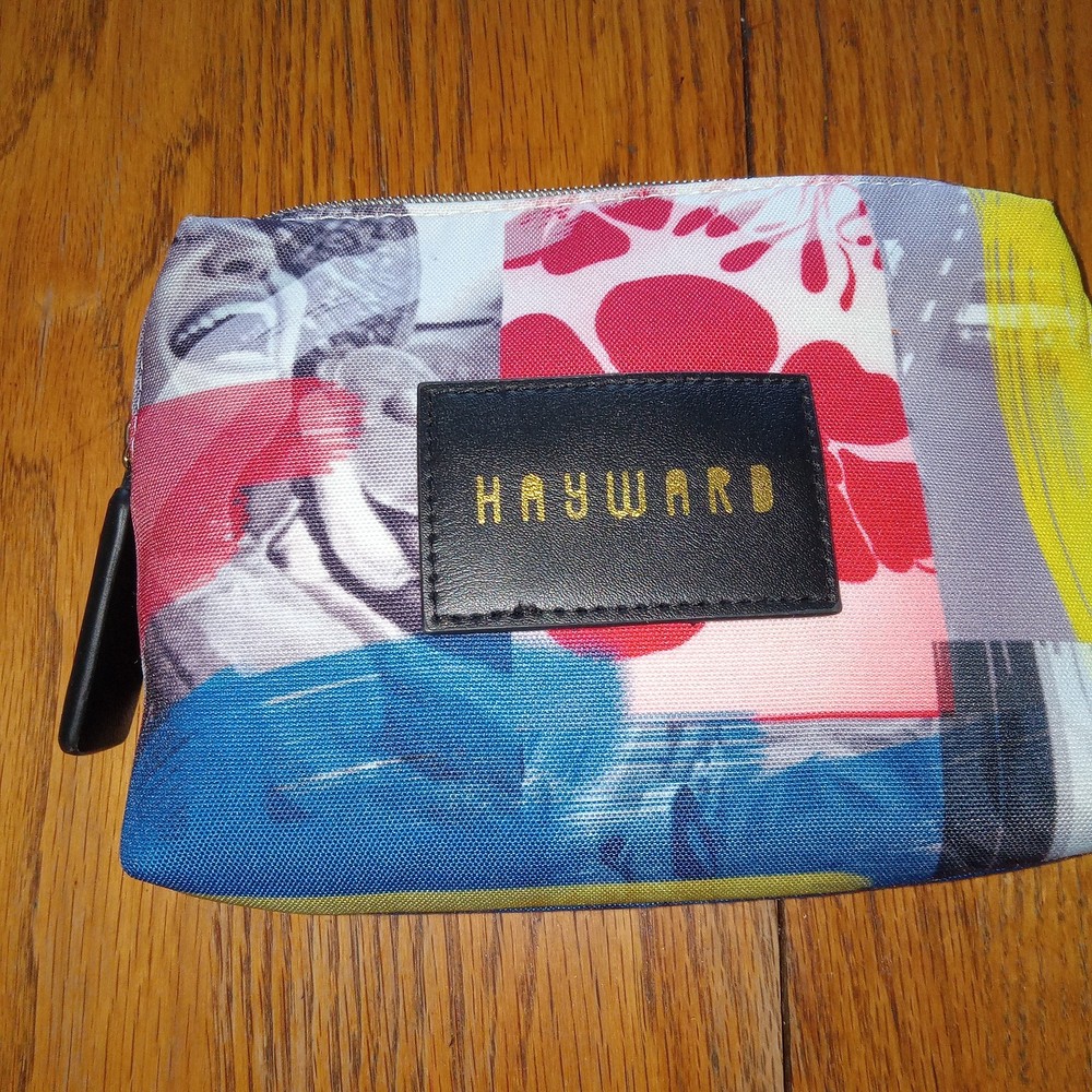 JetBlue Hayward Travel Makeup Bag Zip Pouch all Amenities Inc. NEW!! Sealed H&B