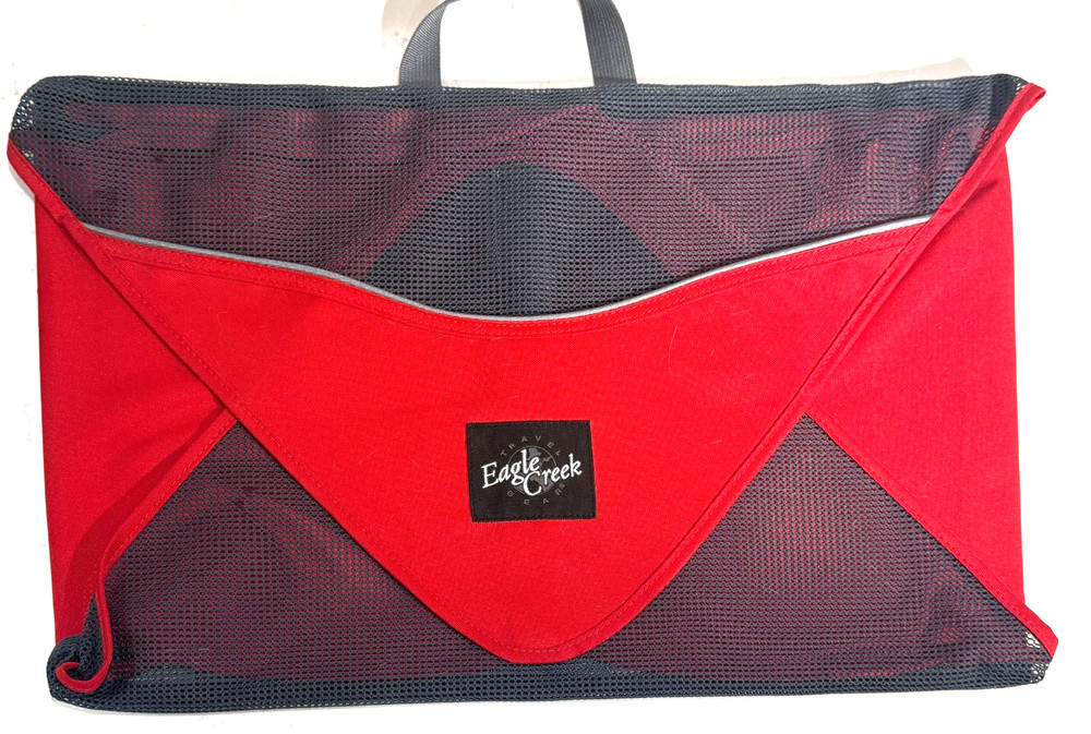 Eagle Creek Garment Shirt Folder Red and Black Mesh Pack-It Travel Gear