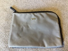 TUMI Cosmetic Bag Small Delta Travel Pouch Toiletry Organize Zip Cosmetic Gray