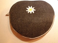Edelweiss Flower Heart Shape Toiletry Accessories Make Up Travel Bag Spacious