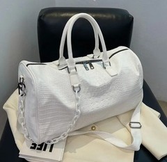 Trendy Lightweight Travel/ Gym Bag – Crocodile texture TC LUXE New Free Shipping