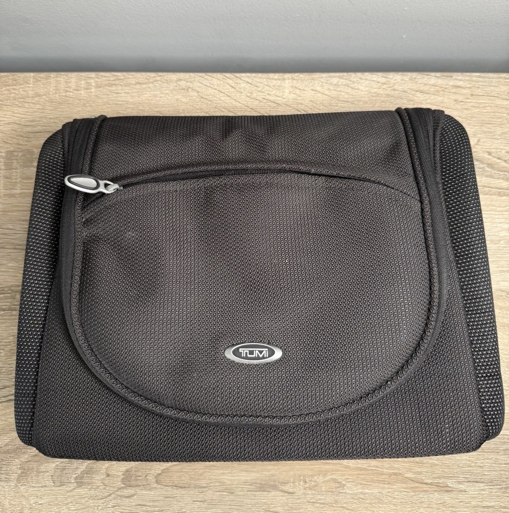 TUMI Black Hanging Travel Toiletry Kit Nylon Organizer Cosmetic Case