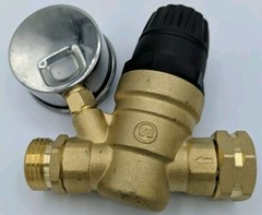 Set Of 2 Water Pressure Regulators For RV Brass Adjustable Reducer Gauge 3/4&Prime; V2