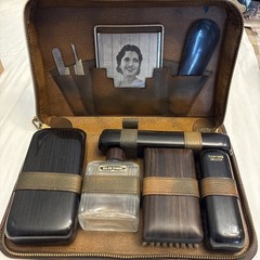 Mens MCM Travel Accessories Kit genuine Steer hide Ebony Beard Brush