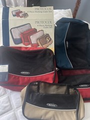 NEW! PROTOCOL 4 Pc Set: Packing Cubes Travel Luggage 1 Sm/2 Med/1 Lg ($40)