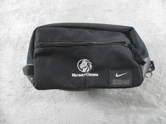 Nike Mutual Of Omaha Toiletry Dopp Kit Black Travel Bag Zip Pocket Logo Gear