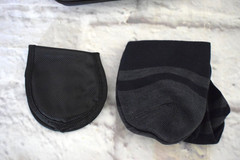 TUMI Delta Airlines Amenity Kit Hard Case w/ Toiletries Eye Mask Socks Complet